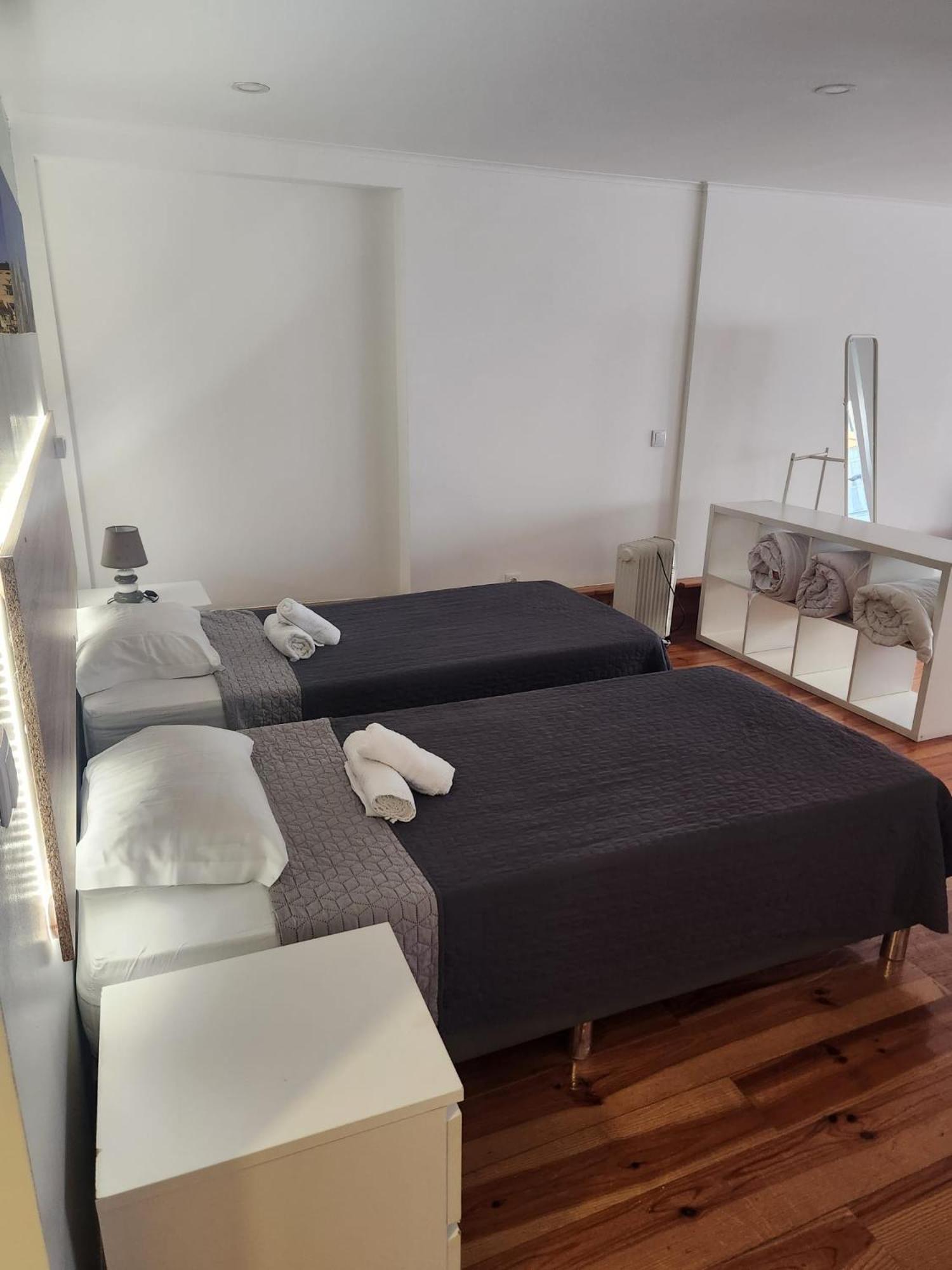 Daora Lisbon Low Cost Hostel Eksteriør bilde