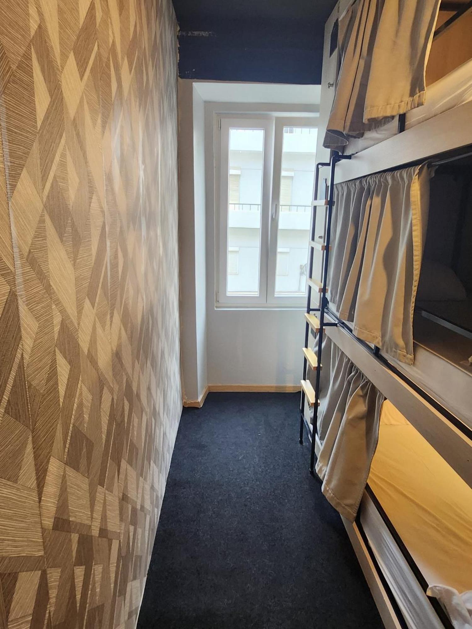 Daora Lisbon Low Cost Hostel Eksteriør bilde